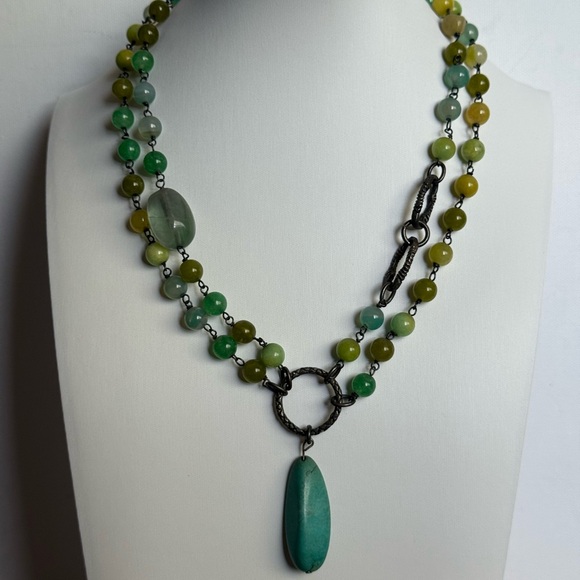 Vintage Rustic Elegant Green and Yellow Beaded Sterling Necklace - Picture 12 of 16